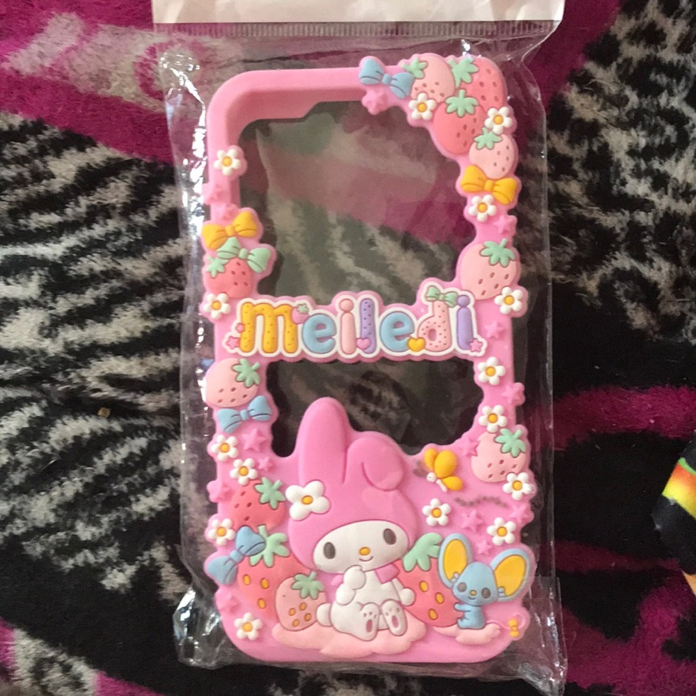 My melody iPhone 7 case / still in bag